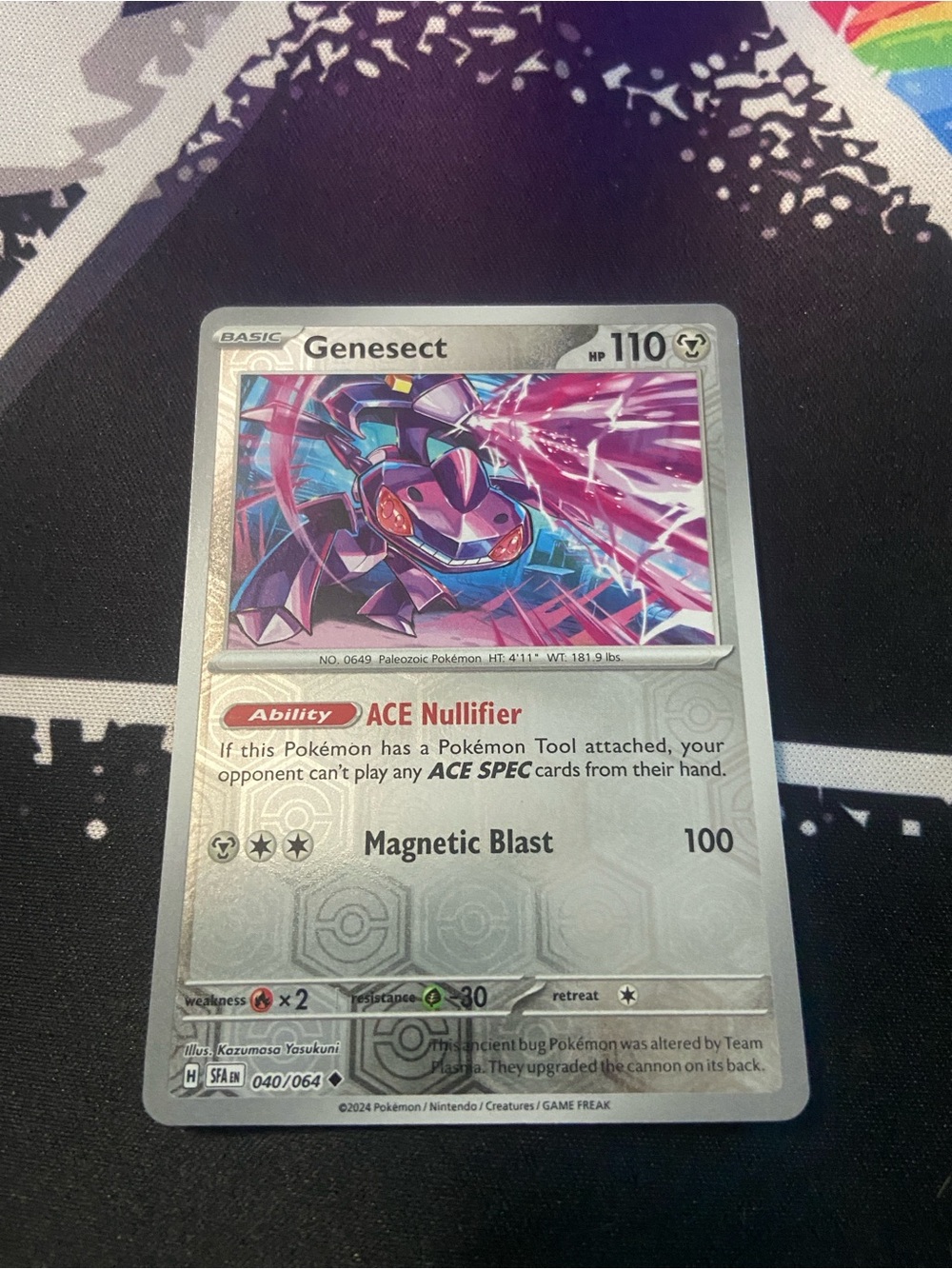 Genesect #040/064 Rev holo Shrouded Fable